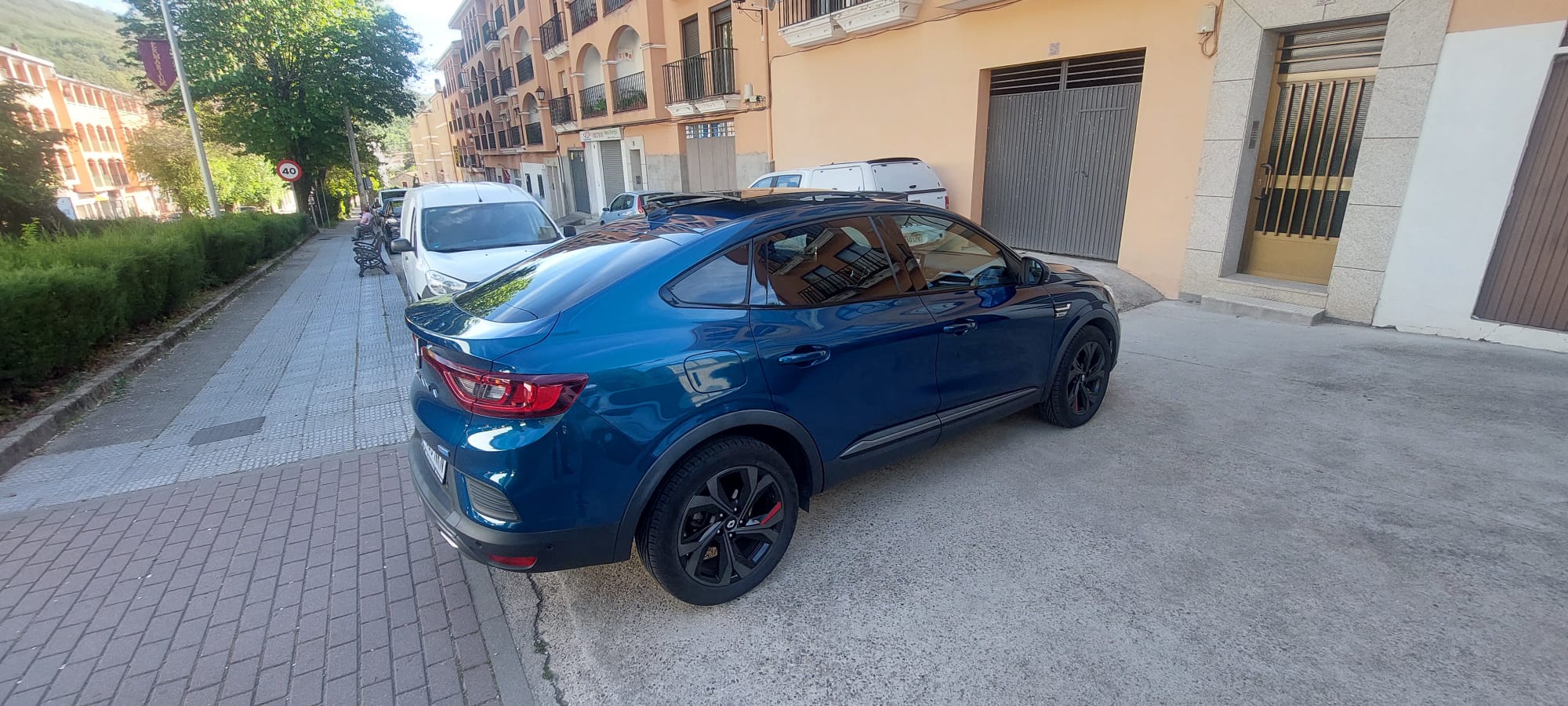 Renault Arkana 1.6 hybri 145cv foto 5